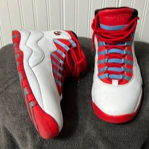 Jordan 12 retro Chicago size 11 for men